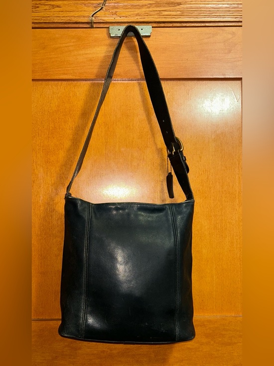 Coach Handbags - Vintage Coach Bag Soho Erickson Black Leather Shoulder Bag Hobo Bag Made USA